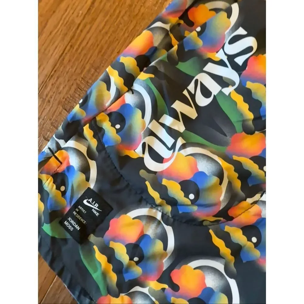 Nike flex stride A.I.R. Jordan moss 7” graphic running shorts small